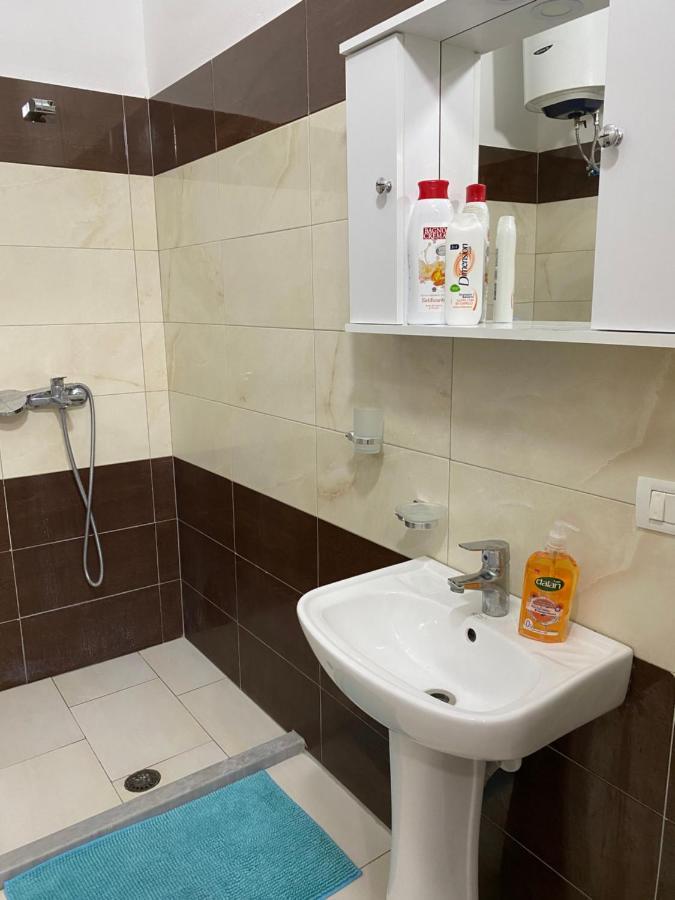 Aesthetic Durres Apartament Екстериор снимка
